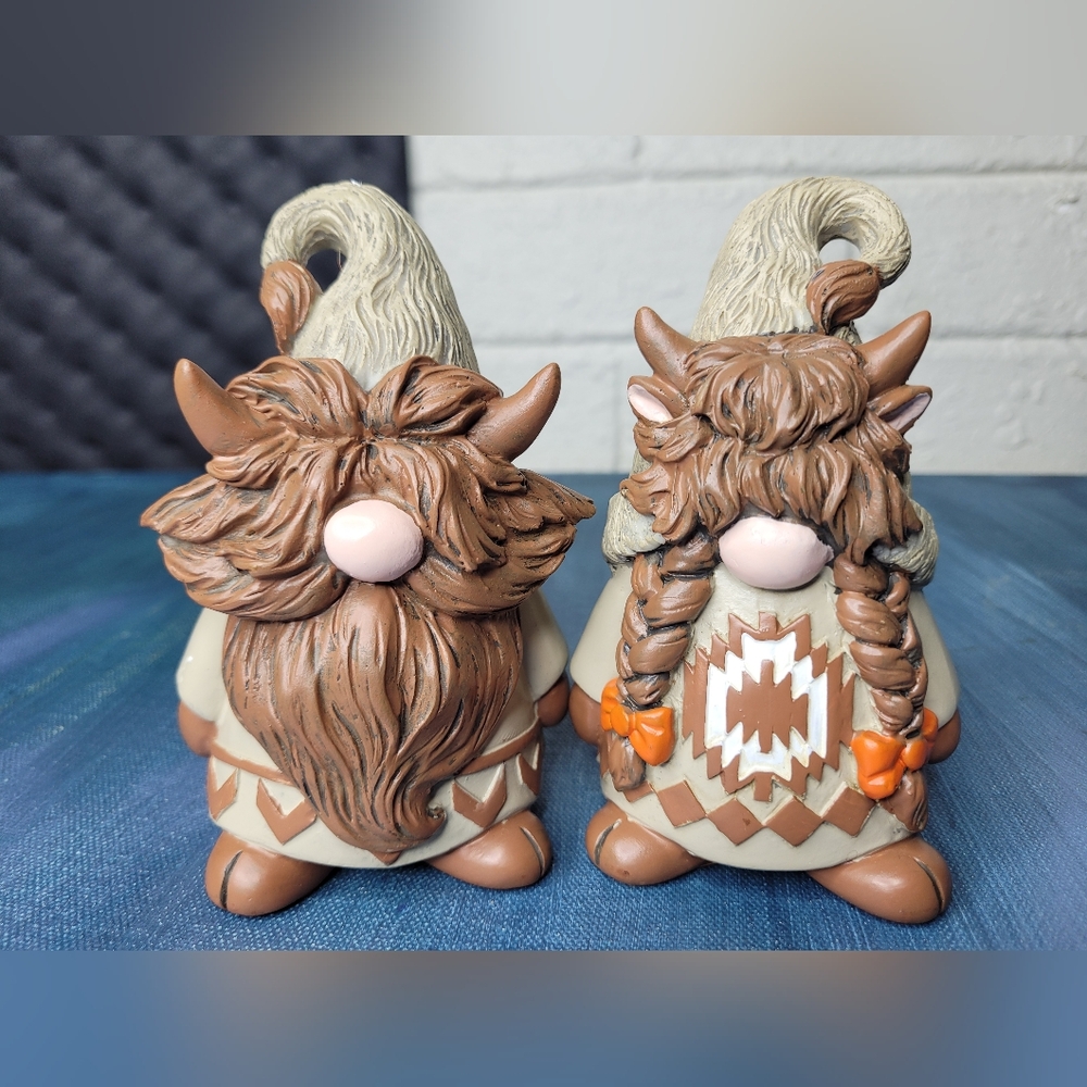 Bechevie Highland Cow 2pc Gnome Figures